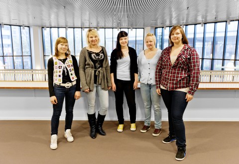 Ryhmätyösarjassa menestyneet sylvääläiset: Emmi Jokela (vas.), Emmi Leivo, Roosa Syrjä, Jenni Yli-Perttula & Liisa Äijälä.