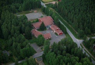 Karhusuon koulu Säkylässä.