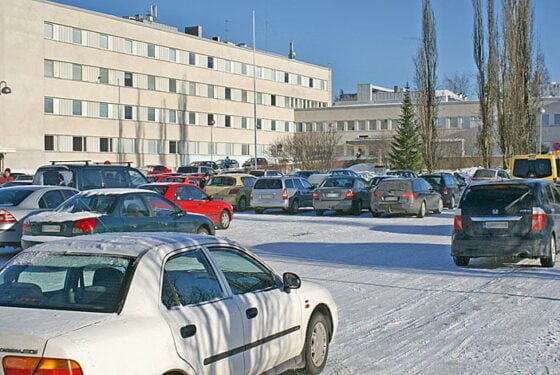 Aluesairaalan parkkipaikka