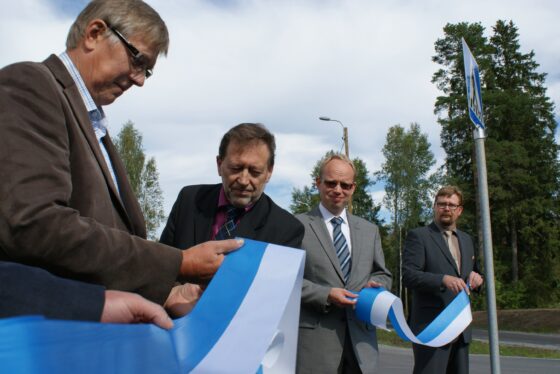 Kiikoisten kevyen liikenteen väylä