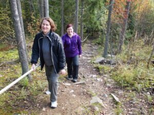 Sirpa Lindroos ja Tanja Salonen