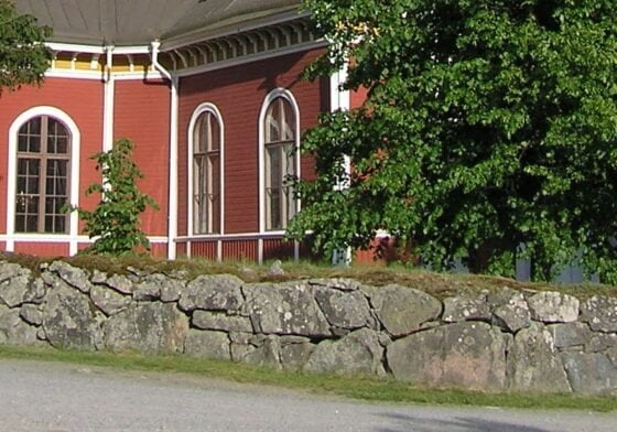 Kiikan kirkon seutua