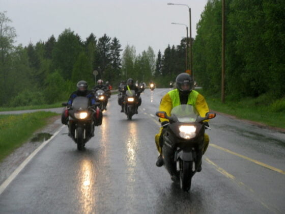 Mouhijärven motoristikirkko 2013