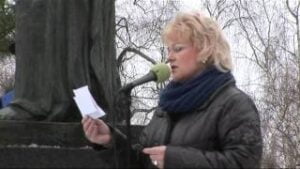 Kunniakäynti Huittisten sankarihaudalle 6.12.2013 (Nostokuva)