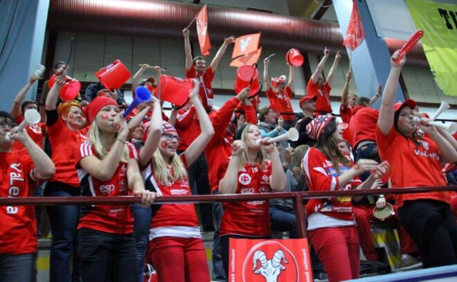 Valepa-Tiikerit 25.4.2014, kuva Hannu Moilanen (12)