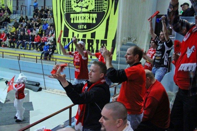 Valepa-Tiikerit 25.4.2014, kuva Hannu Moilanen (4)