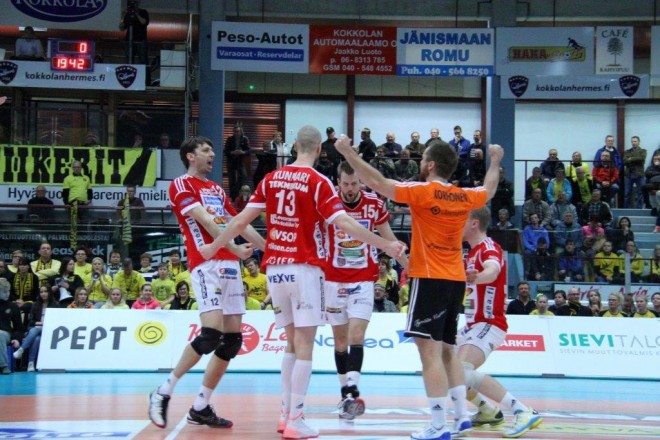 Valepa-Tiikerit 25.4.2014, kuva Hannu Moilanen (6)