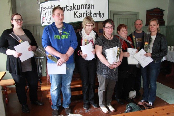 Karjojen välisen kestävyyskilpailun palkitut.