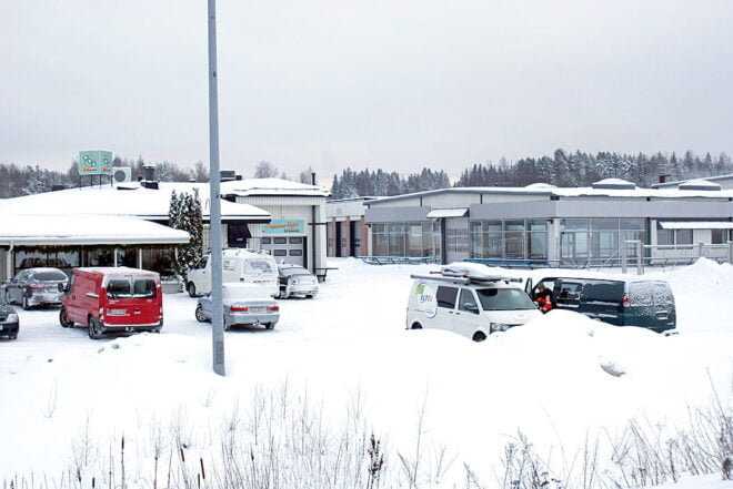 Citymarketin tieltä puretaan 7 rakennusta. Tontin omistaa Ruokakesko Oy.