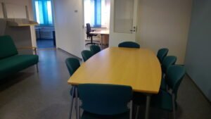 Aloittaville yrittäjille vuokrattavia tiloja.