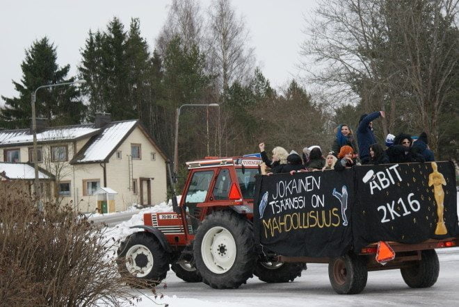 Viimeiset penkkariajelut Kiikassa?