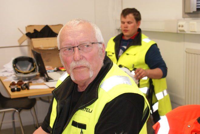 Jorma Hiekkasella on ikävuosia mittarissa 70. Sastamalassa hän on ollut rakentamassa myös Tokmannia ja Vexve Areenaa. "En malta pysyä poissa, kun rakennushankkeet ovat niin mielenkiintoisia."