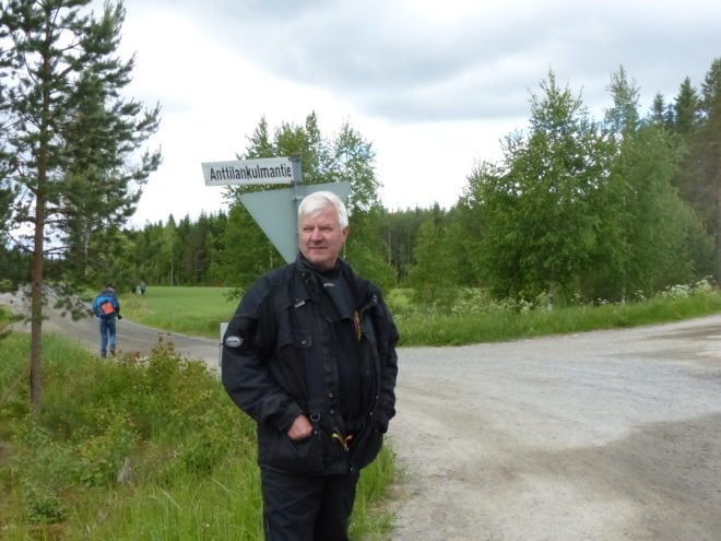 Pertti Yli-Houhala tuli katsomaan rallia entisille kotikulmilleen.