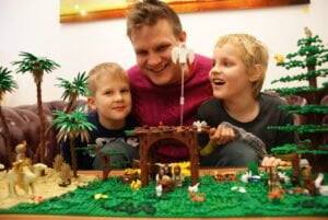 Lego-seimi, oskari, Mikko ja Taavi
