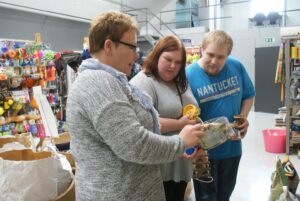 Haukkis, eläintarvikekauppa