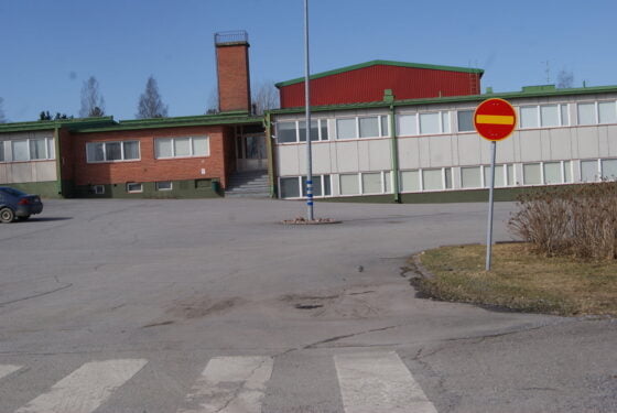 Äetsän koulu