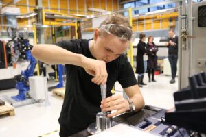 Sasky, vammalan ammattikoulu, robottisolu