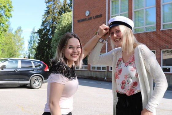 Iloiset ylioppilaat Iina Iltanen Ilona Suikki