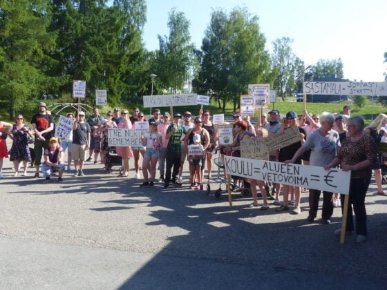 Mouhijarvelaisia mielenilmaus