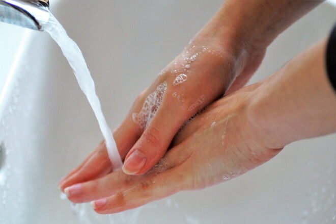 Pese kädet, käsipesu, hygienia