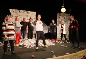 Vammalan teatteri Oppineet naiset