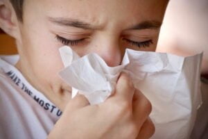 Flunssa, nuha, sairas, niistää, lapsi