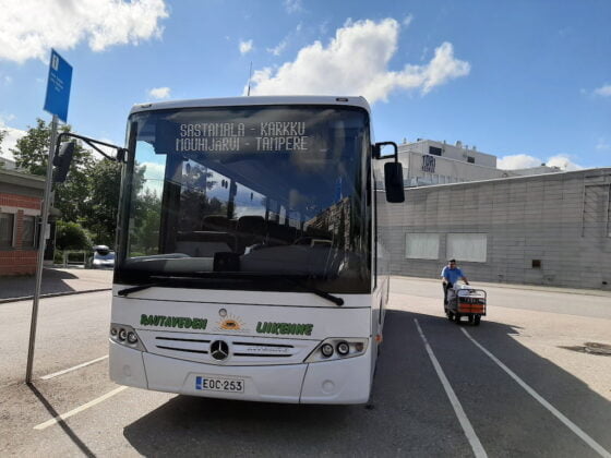 Rautaveden Liikenteen bussi Sastamalassa