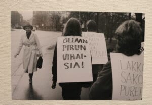 Moilanen lakko kuva pirun vihaisia