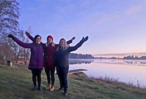 Nuorkauppakamarin naisia