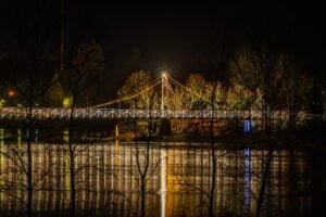 Keikyan riippusilta valot kuva Kari Haila
