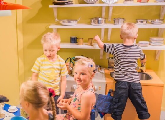 Herra Hakkaraisen kodissa kuva Laura Vanzo