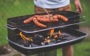 grilli grillaus grillimakkara