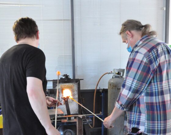 Torstenssonit Kiikoisten Lasistudiolla