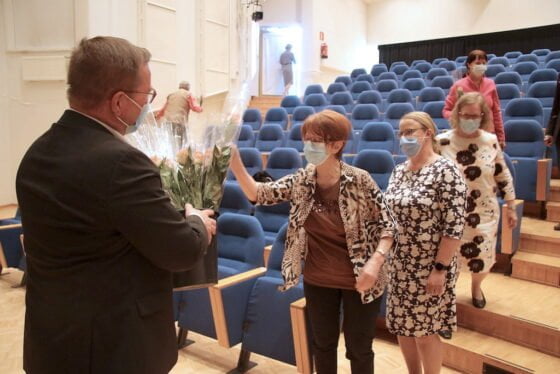 valtuusto huittinen kukat