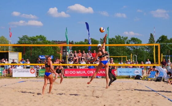 Beach volleyta Sastamalassa 20.6.2021, kuva Hannu Moilanen