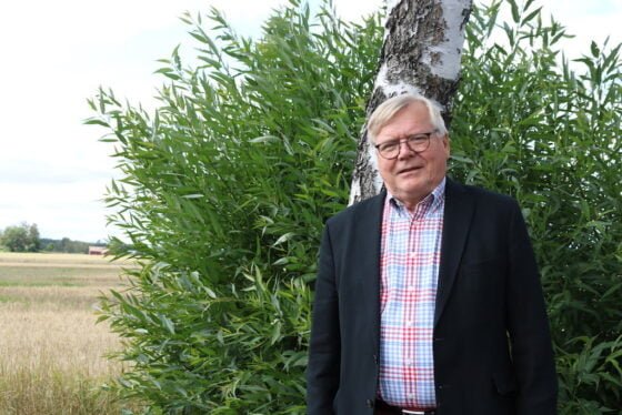 Jorma Hamalainen1