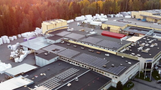 Jackon Finland Aurinkopaneelit kuva Tuukka Uimonen