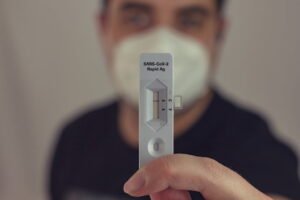 koronavirus covid kotitesti testi