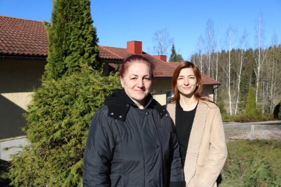 Lena ja Kristina, karkun vastaanottokeskus