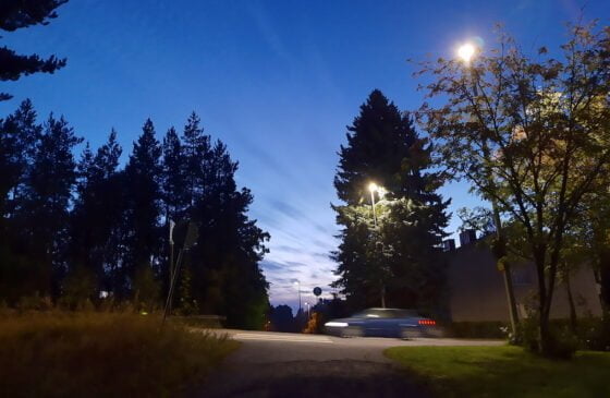 katuvalot pimea auto katu auto ajaa