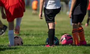 jalkapallo lapsi lapset peli urheilu liikunta
