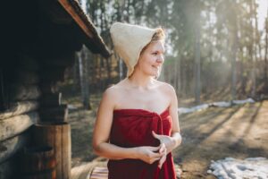 Sauna, luonto, mökki, nainen