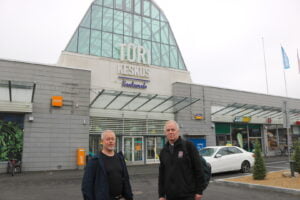 Torikeskus, Kimmo Anttila, Vesa Aurén