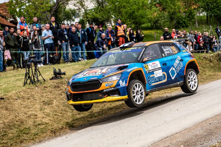 Lauri Joona, Janni Hussi