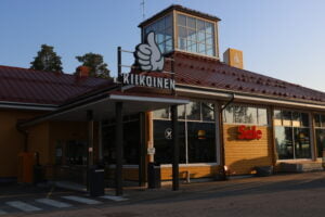 KIIKOISTEN ABC liikennemyymala