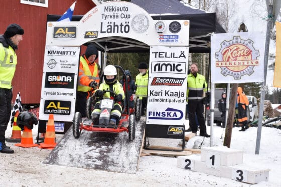 Mäkiautokisat, kuva Kari Ruusunen