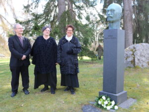 Jaatsilla, kukitus, Akseli Gallen-Kallela