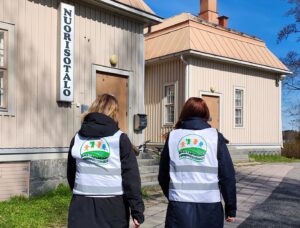 Kuva vanhempainverkoston liivit