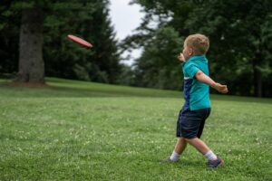 frisbee, frisbeegolf