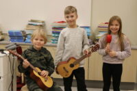 HELMI musiikkiluokassa rasmus ruokosuo, ossi mattila, milla koskinen kopio